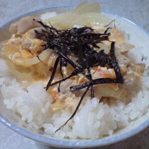 味染み玉ねぎの親子丼